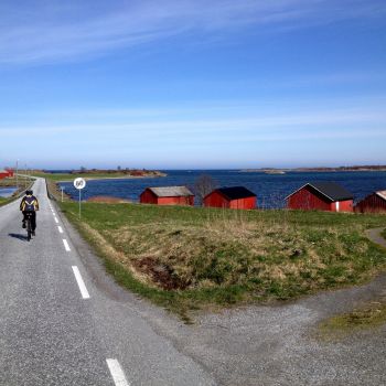 Sykkeltur om Stavika, Skarset, Hustad, Bud.